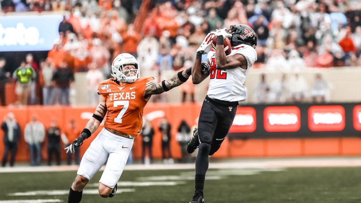WR KeSean Carter